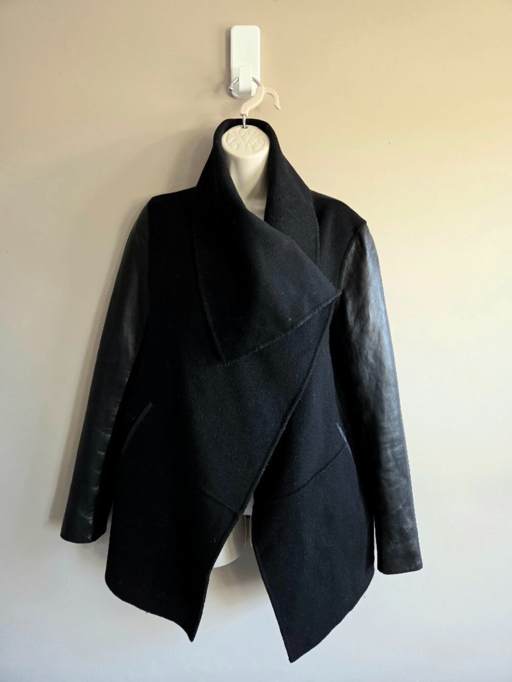 Mackage Vane Draped Wrap Collar Wool Black Leather Sleeves Coat Jacket AS IS